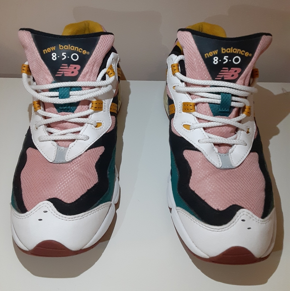 New Balance 850 Men's Sneakers - Pink and White
